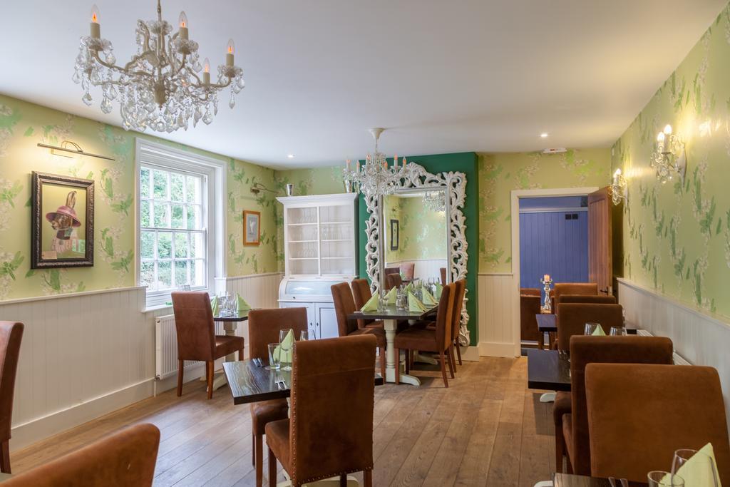 The Wychwood Inn Shipton under Wychwood Buitenkant foto